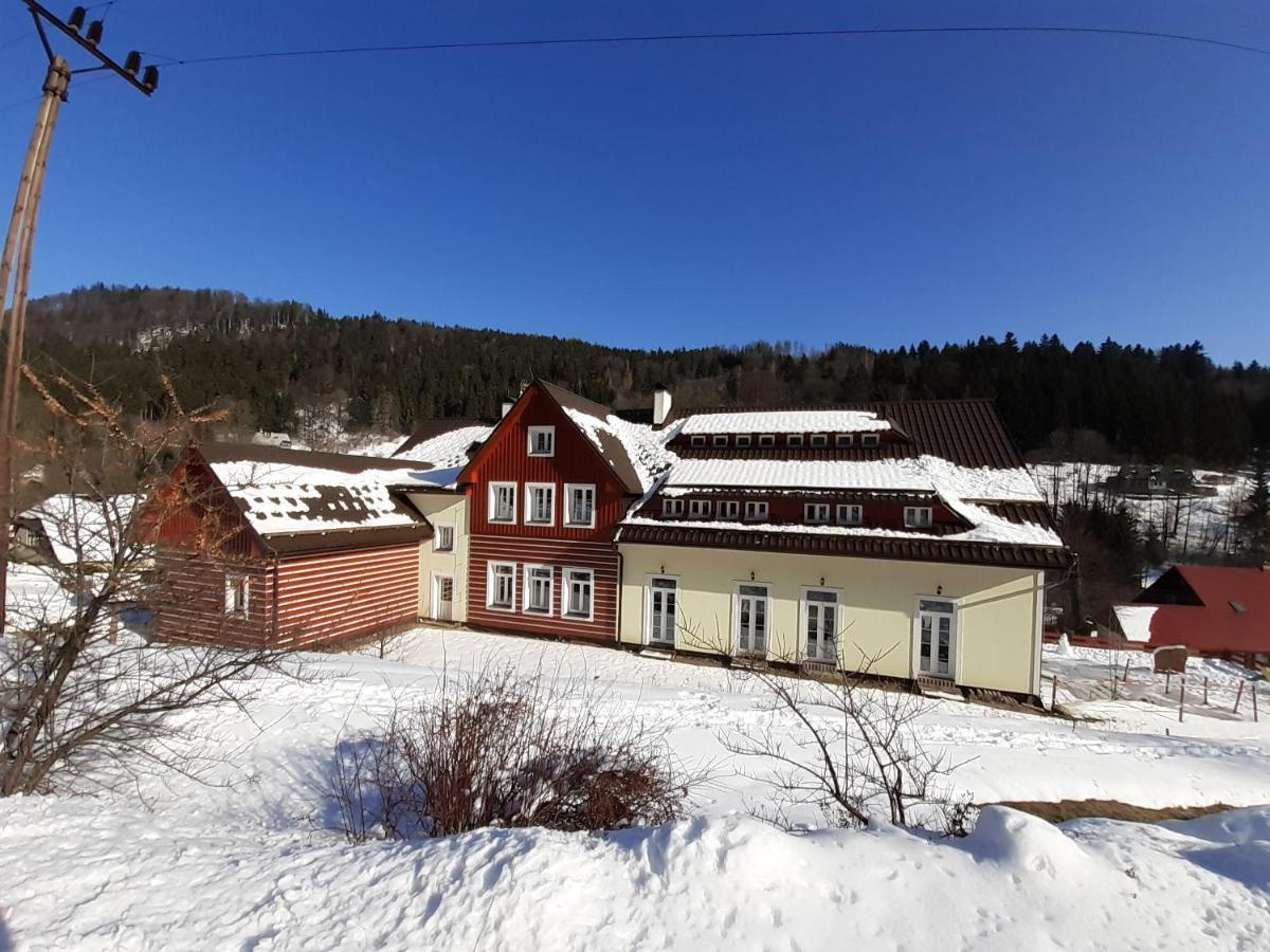 Apartmany Pod Marianskymi Schody Albrechtice v Jizerskych horach Dış mekan fotoğraf