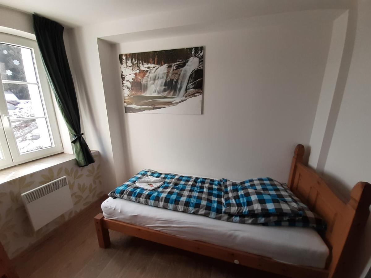 Apartmany Pod Marianskymi Schody Albrechtice v Jizerskych horach Dış mekan fotoğraf