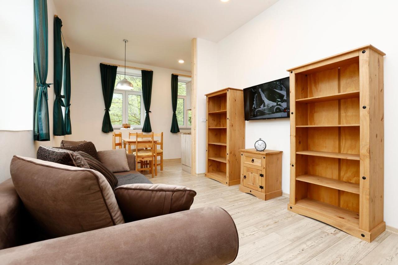 Apartmany Pod Marianskymi Schody Albrechtice v Jizerskych horach Dış mekan fotoğraf