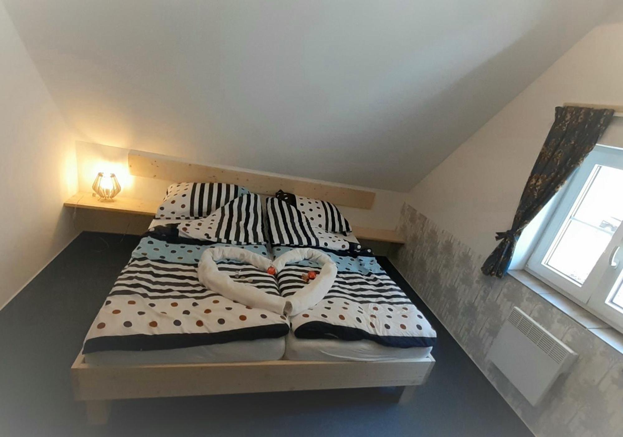 Apartmany Pod Marianskymi Schody Albrechtice v Jizerskych horach Dış mekan fotoğraf